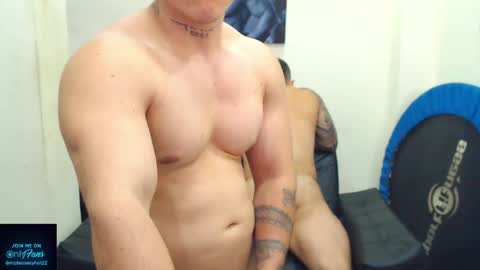 Snapshot of mateosexyhot22 chatting on April 2026 08:57:02 PM Mateo online show from April 2026 08:57:02 PM