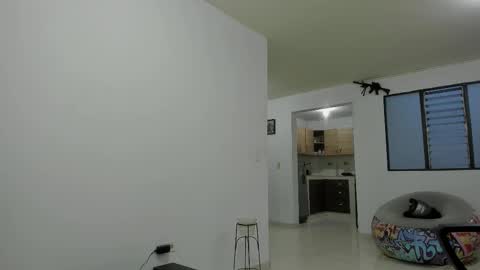 Matheus     online show from December 2025 10:50:01 PM