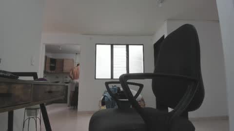 Matheus     online show from April 2026 09:48:01 PM