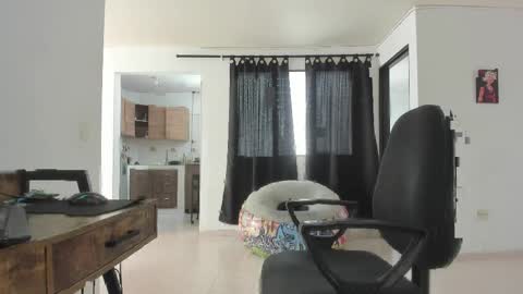 Matheus     online show from April 2026 04:56:02 PM