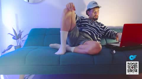 STRURIBE ON INSTAGRAM online show from October 2025 07:10:02 PM