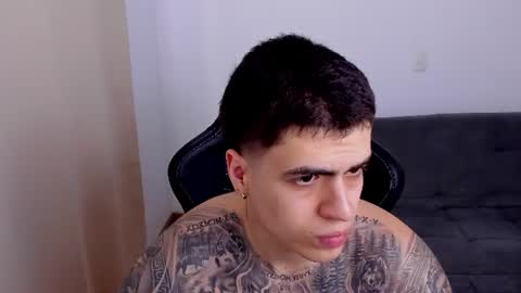 Snapshot of mathew_wolf4 chatting on July 2026 01:19:02 AM Mathew Independent model online show from July 2026 01:19:02 AM