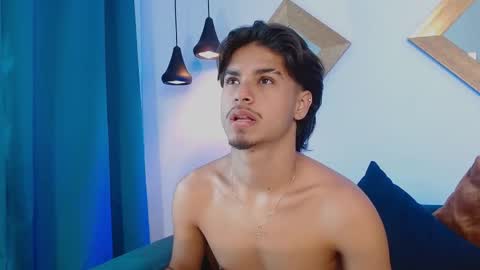 Mathew online show from November 2025 06:29:01 PM