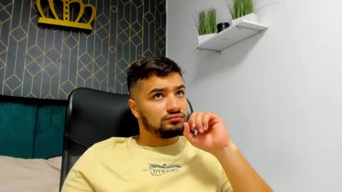 Snapshot of mathews_colton1 chatting on May 2026 12:10:01 PM Mathews online show from May 2026 12:10:01 PM