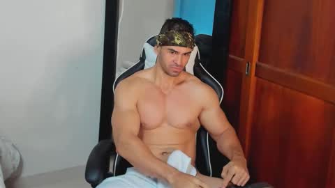 mathews_smith online show from November 2025 11:32:01 AM