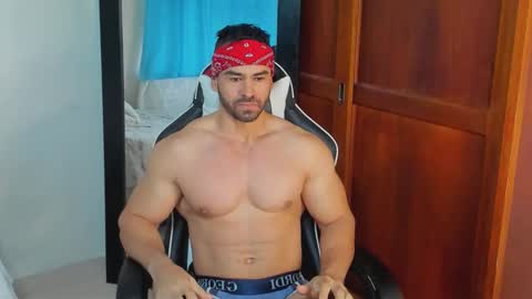 mathews_smith online show from December 2025 12:10:01 PM