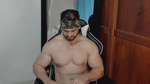Snapshot of mathews_smith chatting on May 2026 11:40:01 AM mathews_smith online show from May 2026 11:40:01 AM