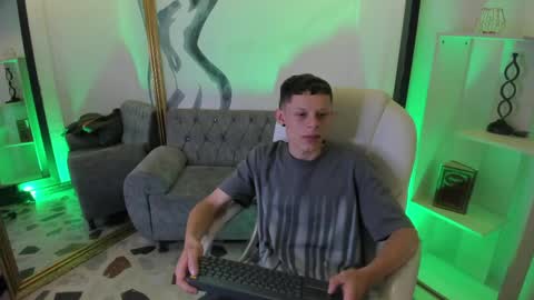 Snapshot of mathewsanz_ chatting on April 2026 12:50:01 PM MathewSanz online show from April 2026 12:50:01 PM