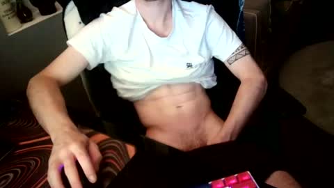 Snapshot of matt1q237916 chatting on July 2026 01:46:02 AM matt1q237916 online show from July 2026 01:46:02 AM