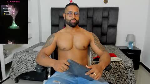 matt rodriguez92 online show from November 2025 09:46:02 PM