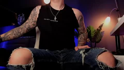 Snapshot of matt_thestud chatting on May 2026 08:12:02 AM Matt online show from May 2026 08:12:02 AM