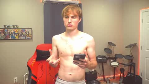 Snapshot of mattcashxxx chatting on June 2026 01:11:01 AM Matt Cash online show from June 2026 01:11:01 AM
