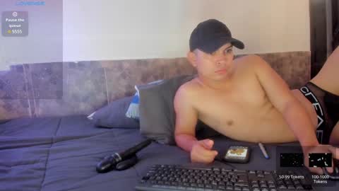 Snapshot of mattcoom chatting on December 2024 12:11:01 PM Matt Coom Independent model online show from December 2024 12:11:01 PM