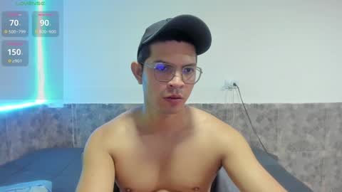 Snapshot of mattcoom chatting on January 2025 12:14:01 PM Matt Coom Independent model online show from January 2025 12:14:01 PM