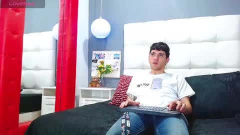 ---Matteo--- online show from October 2025 03:08:01 AM