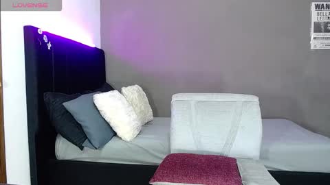 ---Matteo--- online show from March 2026 02:48:01 AM