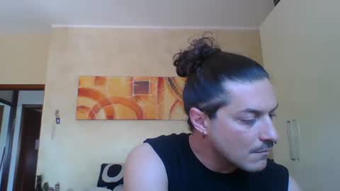 matteushh87 online show from April 2026 08:51:02 AM