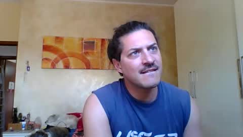 Snapshot of matteushh87 chatting on April 2026 08:23:02 AM matteushh87 online show from April 2026 08:23:02 AM