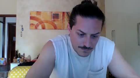 Snapshot of matteushh87 chatting on May 2026 08:21:02 AM matteushh87 online show from May 2026 08:21:02 AM