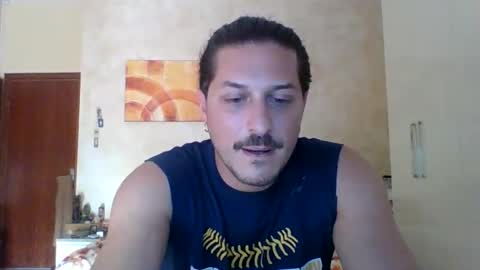 Snapshot of matteushh87 chatting on June 2026 08:12:02 AM matteushh87 online show from June 2026 08:12:02 AM