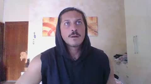 Snapshot of matteushh87 chatting on July 2026 03:49:01 PM matteushh87 online show from July 2026 03:49:01 PM