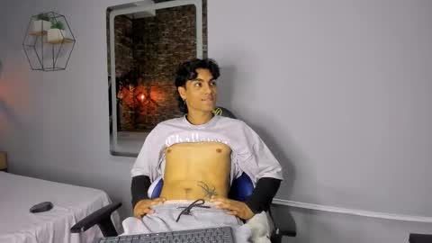 mattfiore online show from December 2025 07:53:02 PM