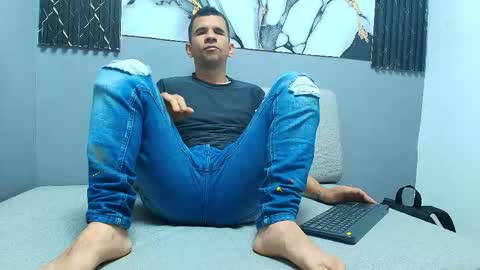 Matthew online show from May 2026 07:32:02 PM