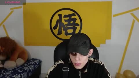 Snapshot of matthewboy_ chatting on February 2025 04:37:01 AM MatthewBoy online show from February 2025 04:37:01 AM