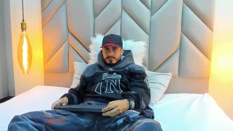 Matthew online show from February 2026 05:22:01 AM