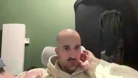 M online show from February 2026 10:53:01 PM