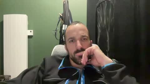 Snapshot of matthias24 chatting on June 2026 09:46:01 PM M online show from June 2026 09:46:01 PM