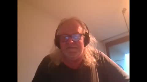 Snapshot of matthy60 chatting on October 2025 05:00:01 PM Matthias online show from October 2025 05:00:01 PM