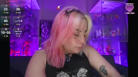 Snapshot of matti_sofia chatting on June 2026 11:07:01 AM TATIANA AND ROUS online show from June 2026 11:07:01 AM