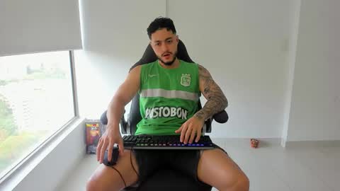 Snapshot of mattia_dupont chatting on February 2026 09:27:02 PM Mattias online show from February 2026 09:27:02 PM