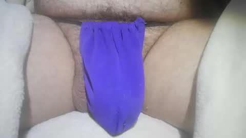 Snapshot of mattty13 chatting on April 2026 03:29:01 PM Hairy Bud online show from April 2026 03:29:01 PM