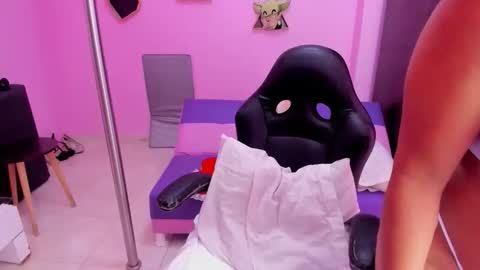 call me mommy online show from April 2026 11:58:01 AM