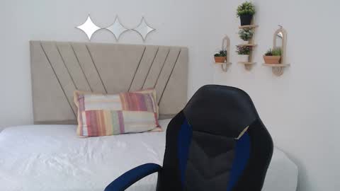 Martina online show from March 2026 09:15:01 PM