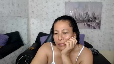 Snapshot of mature_martina_ chatting on June 2026 01:21:01 AM Martina online show from June 2026 01:21:01 AM