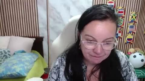 Snapshot of mature_wolf chatting on June 2026 07:27:02 PM Sonia online show from June 2026 07:27:02 PM