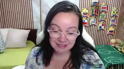 Snapshot of mature_wolf chatting on June 2026 09:23:01 PM Sonia online show from June 2026 09:23:01 PM