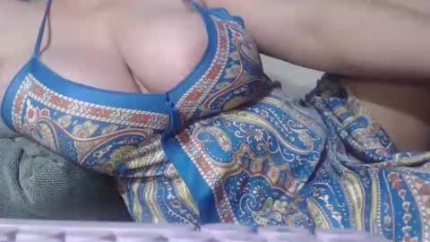 Snapshot of matureboobsbig chatting on May 2026 01:25:02 AM matureboobsbig online show from May 2026 01:25:02 AM