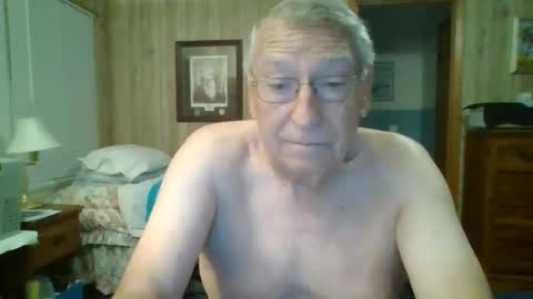 Snapshot of maturecouple1954 chatting on September 2025 10:28:01 AM SXECPL55 at G mail Dot Com online show from September 2025 10:28:01 AM