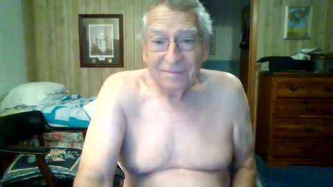 Snapshot of maturecouple1954 chatting on October 2025 11:11:01 AM SXECPL55 at G mail Dot Com online show from October 2025 11:11:01 AM
