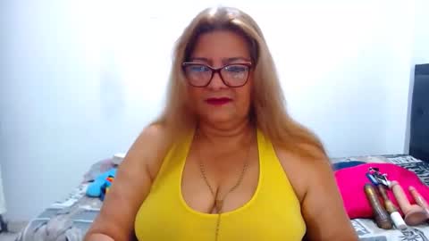 maturehot649 online show from October 2025 01:56:02 PM