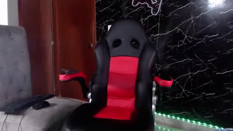 Snapshot of maty_hard chatting on March 2025 03:13:02 PM Matias online show from March 2025 03:13:02 PM