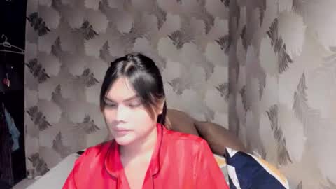 Snapshot of maui2612 chatting on January 2026 01:16:02 PM Maui 18 online show from January 2026 01:16:02 PM