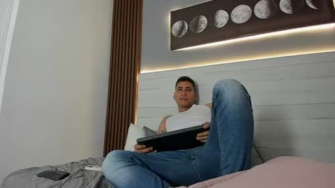 Snapshot of mauro_boy chatting on June 2026 12:32:02 AM mauro_boy online show from June 2026 12:32:02 AM