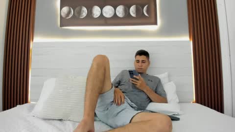 Snapshot of mauro_boy chatting on June 2026 07:15:01 PM mauro_boy online show from June 2026 07:15:01 PM