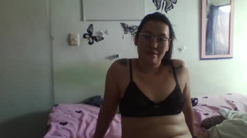 Snapshot of mauroluxandra chatting on February 2025 05:37:01 PM mauroluxandra online show from February 2025 05:37:01 PM