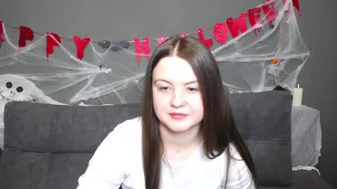 MavkaCute online show from October 2025 06:31:01 PM